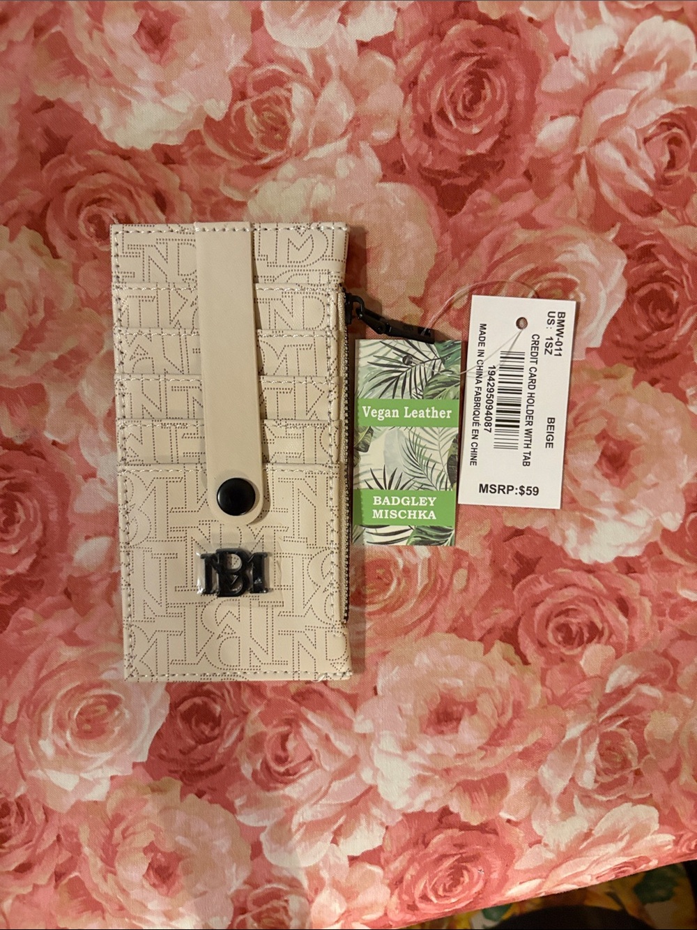 Badgley Mischka Beige Vegan Leather Phone Wallet with Snap & Zip